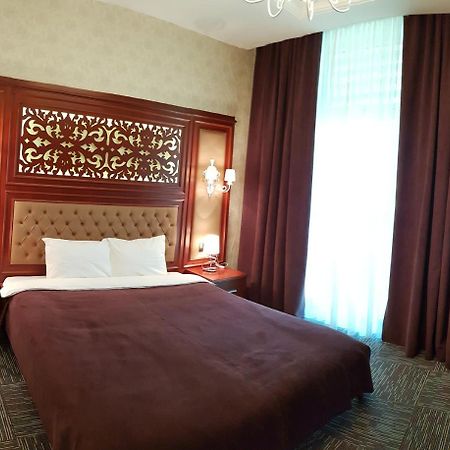 Azpetrol Hotel كوسار المظهر الخارجي الصورة