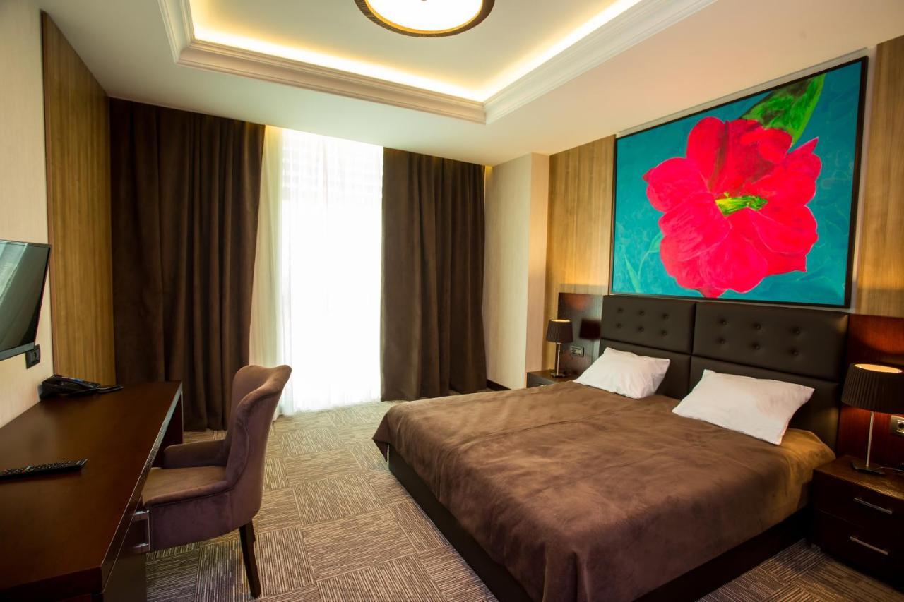 Azpetrol Hotel كوسار المظهر الخارجي الصورة