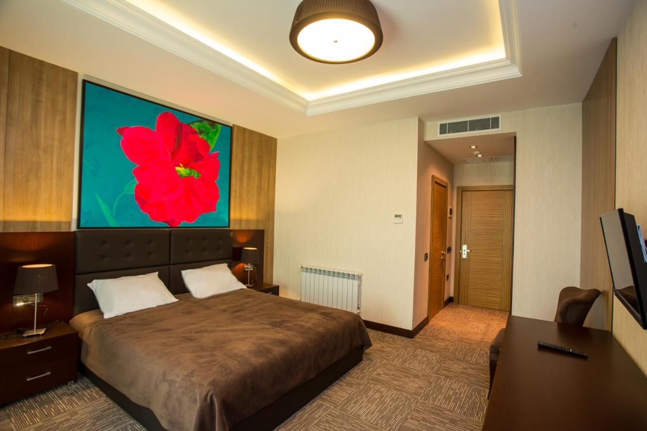 Azpetrol Hotel كوسار المظهر الخارجي الصورة