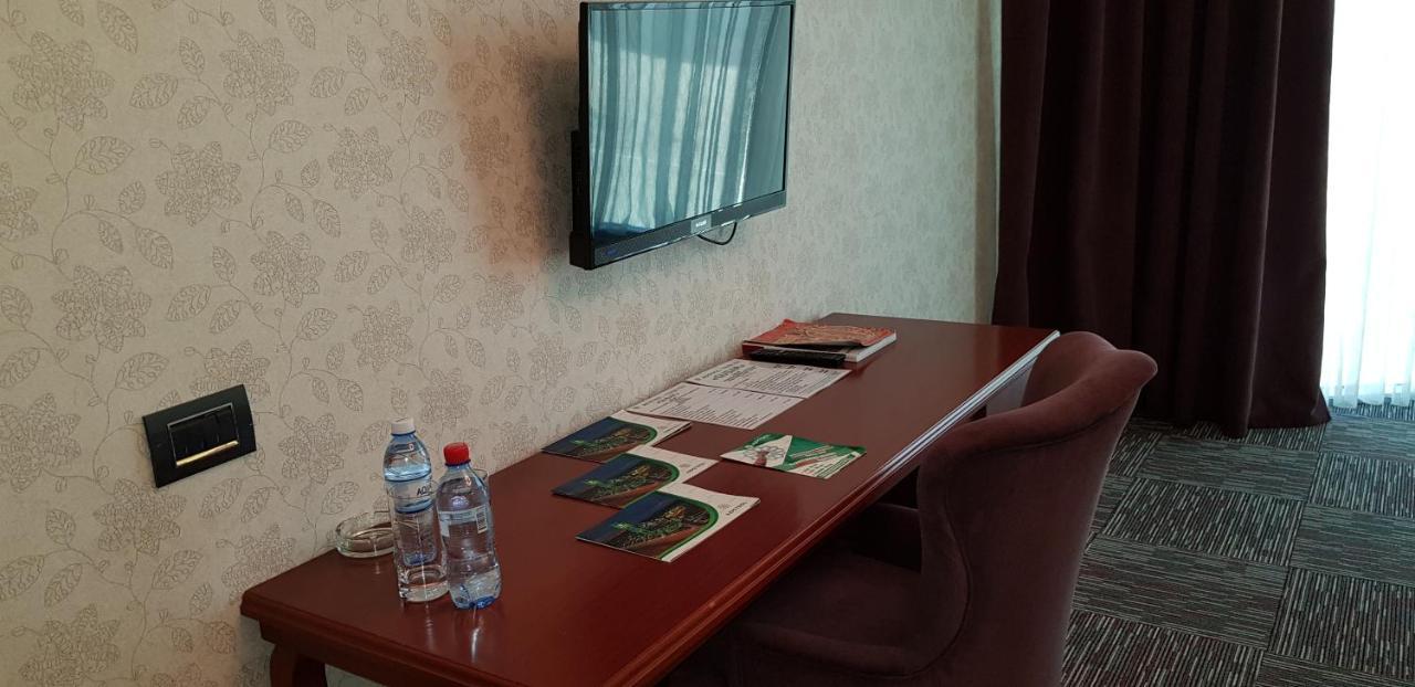Azpetrol Hotel كوسار المظهر الخارجي الصورة